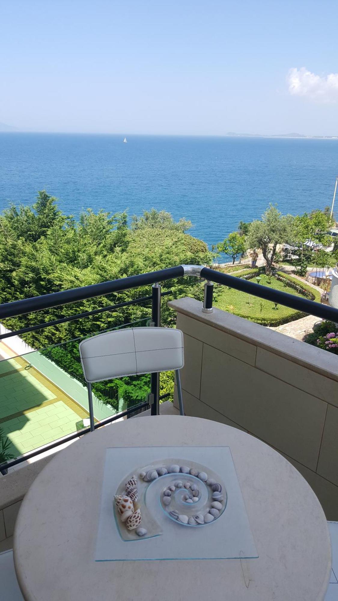 Darla Sea View Apartment Vlore Exterior photo
